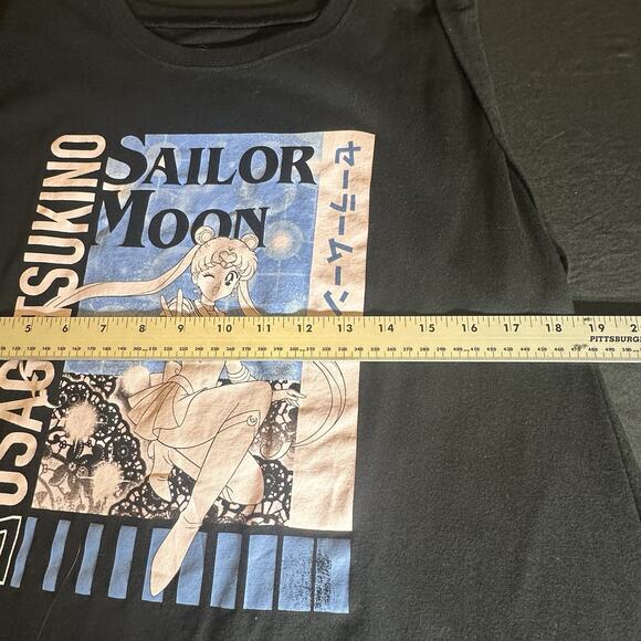Sailor Moon Limited Edition Usagi Tsukino Black Sleeveless Tank Top Size XL - Picture 4 of 6